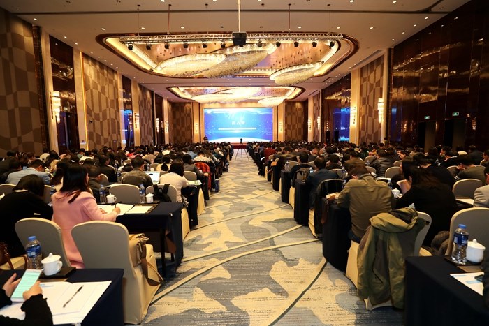 http://www.czili.edu.cn/UploadFiles/Article/2018/11/A58I0380.JPG