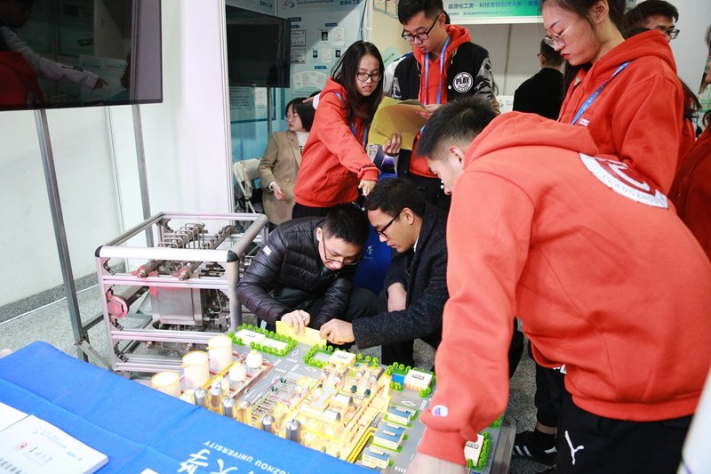 https://news.cczu.edu.cn/_upload/article/images/52/72/1874d33f48058c6e2b35c0d0559f/d04ec513-88dd-4076-9654-4387da00a025.jpg