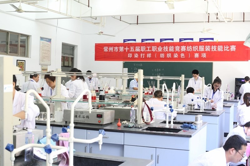 http://www.cztgi.edu.cn/_upload/article/images/e0/33/46ae1f304adf9c04f95b08cc182f/e283a185-c214-45b5-af88-500513b6a279.jpg
