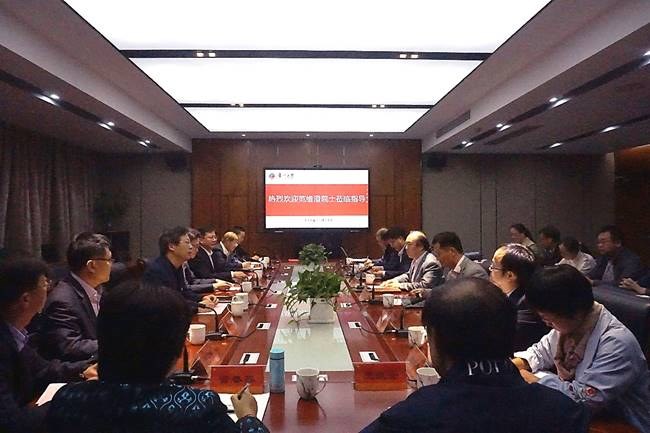 http://news.cczu.edu.cn/_upload/article/images/22/e5/7ad6b4664f029114244d4dffa129/deb48178-5be1-4ad1-9d34-b2b8fe54347e.jpg