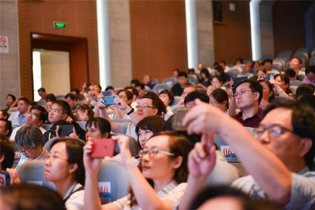 http://www.czie.edu.cn/czie_article_upload_files/czie/201909/20190918204837390_s.jpg