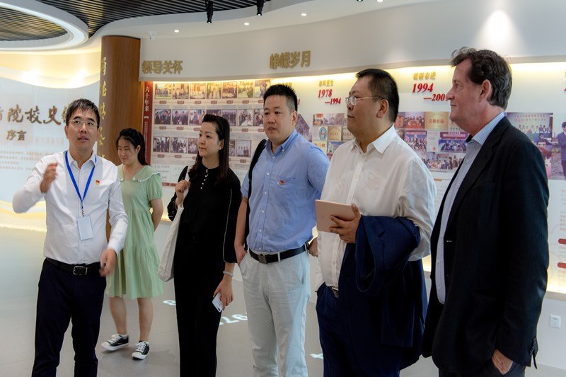 http://www.cztgi.edu.cn/_upload/article/images/f5/1f/28d54dea444e953ee791047626e0/6f5448dc-717f-43ab-887d-8031ae10bd25.jpg