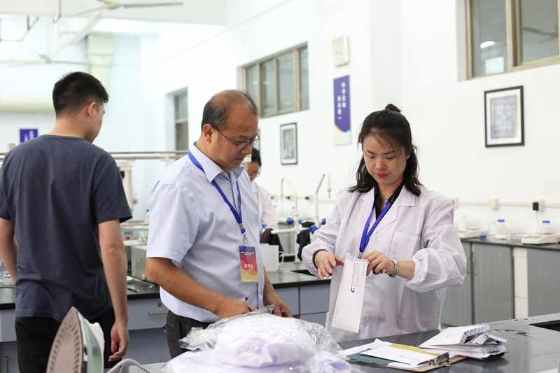 http://www.cztgi.edu.cn/_upload/article/images/e0/33/46ae1f304adf9c04f95b08cc182f/cfa3e46b-83e5-4870-a895-4aa10f8da4da.jpg